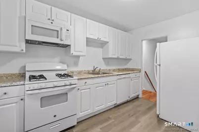 128 Blachley Road #B, Stamford, CT 06902 - Photo 7