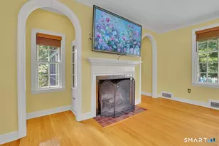 38 Knollwood Rd, North Haven, CT 06473 - Photo 7