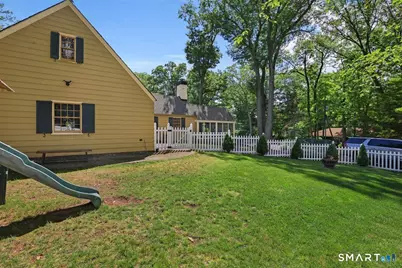 38 Knollwood Road, North Haven, CT 06473 - Photo 25