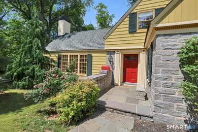 38 Knollwood Road, North Haven, CT 06473 - Photo 3