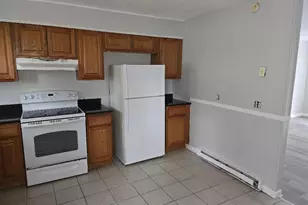 116 Angel Dr, Waterbury, CT 06708 - Photo 3
