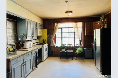 117 Waterbury Avenue, Stamford, CT 06902 - Photo 3