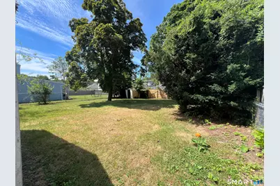 117 Waterbury Avenue, Stamford, CT 06902 - Photo 9