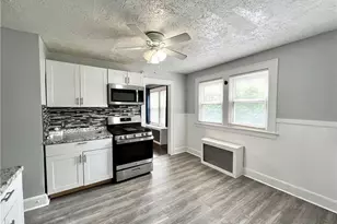 1105 Hillside Ave, Stratford, CT 06615 - Photo 7
