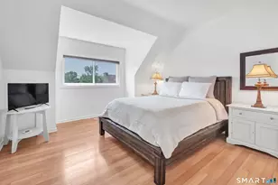 72 Montoya Dr, Branford, CT 06405 - Photo 17