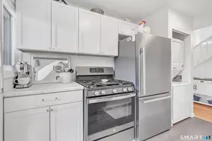 72 Montoya Dr, Branford, CT 06405 - Photo 7