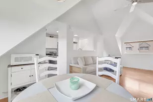 72 Montoya Dr, Branford, CT 06405 - Photo 15