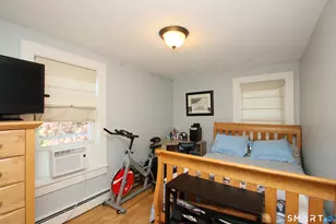 7 Middle Ln, Simsbury, CT 06070 - Photo 21