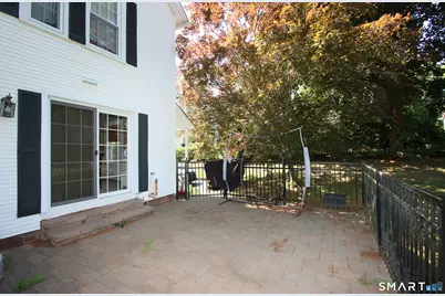 7 Middle Lane, Simsbury, CT 06070 - Photo 7