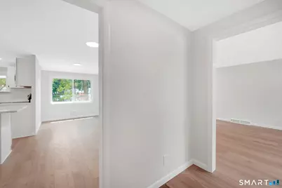 42 Wheeler Drive, Enfield, CT 06082 - Photo 9