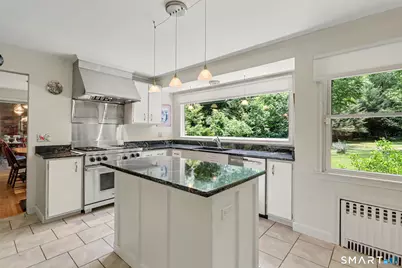 215 Hillfield Road, Hamden, CT 06518 - Photo 5