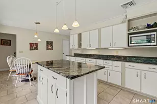 215 Hillfield Rd, Hamden, CT 06518 - Photo 11