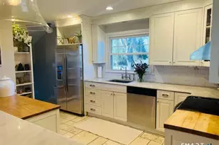 186 Schiller Rd, Fairfield, CT 06825 - Photo 5