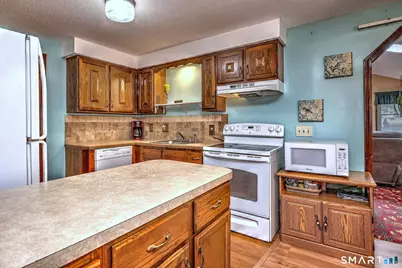 6 Ferguson Road, Hamden, CT 06518 - Photo 19