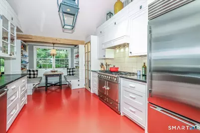 132 Webbs Hill Road, Stamford, CT 06903 - Photo 17