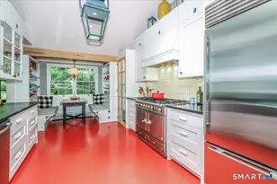 132 Webbs Hill Rd, Stamford, CT 06903 - Photo 17