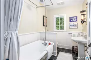 132 Webbs Hill Rd, Stamford, CT 06903 - Photo 27
