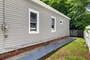 17 Ripley Pl, Norwich, CT 06360 - Photo 23