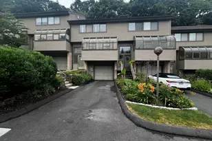 2539 Bedford St, Stamford, CT 06905 - Photo 1
