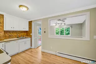 71 Devonwood Dr, Waterbury, CT 06708 - Photo 3