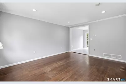 24 Annette Place, Middletown, CT 06457 - Photo 9