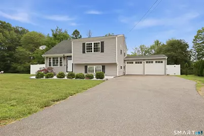 24 Annette Place, Middletown, CT 06457 - Photo 3