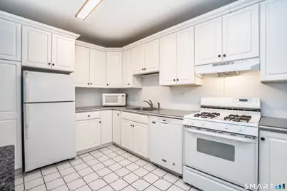 779 Prospect Avenue #14, West Hartford, CT 06105 - Photo 7