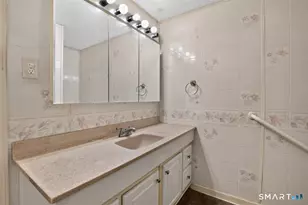 23 Magnolia Dr, Enfield, CT 06082 - Photo 17