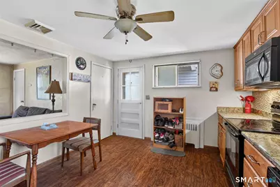 23 Magnolia Drive, Enfield, CT 06082 - Photo 9