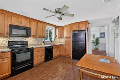 23 Magnolia Drive, Enfield, CT 06082 - Photo 5