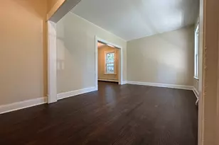 28 Quinlan Ave, Meriden, CT 06451 - Photo 9