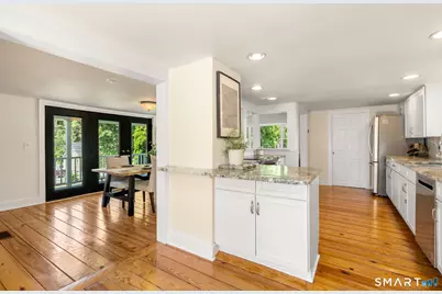 152 North Taylor Avenue, Norwalk, CT 06854 - Photo 3