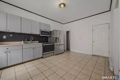 109 Britannia Street, Meriden, CT 06450 - Photo 9
