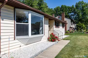 17 School House Rd, Newington, CT 06111 - Photo 3