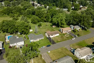 17 School House Rd, Newington, CT 06111 - Photo 23