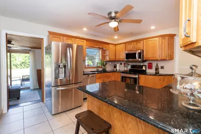 754 Riverside Drive, Orange, CT 06477 - Photo 5