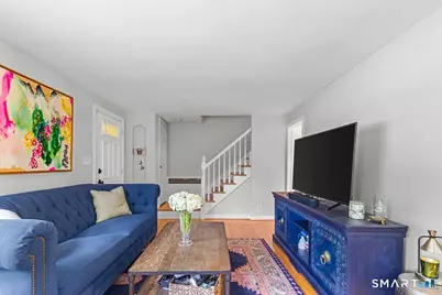 42 Gifford Road, West Hartford, CT 06119 - Photo 3