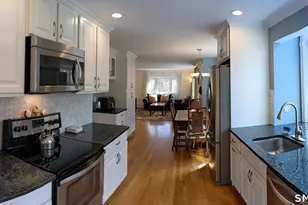 17 Gray St, Monroe, CT 06468 - Photo 7