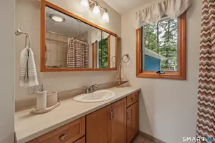 30 Grant Hill Rd, Bloomfield, CT 06002 - Photo 25