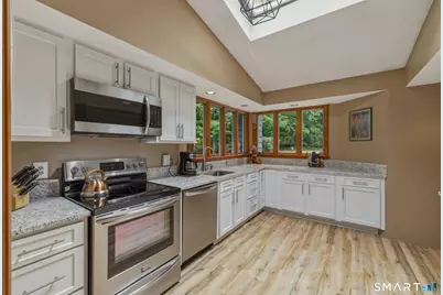 30 Grant Hill Road, Bloomfield, CT 06002 - Photo 11