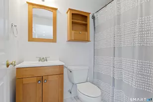 1091 Boston Post Rd, Madison, CT 06443 - Photo 13
