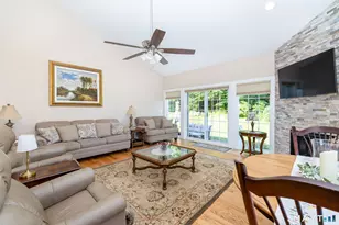 197 Oak Mdw Ln, Torrington, CT 06790 - Photo 5