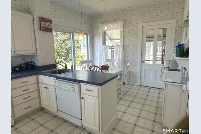 18 Prospect Hill Road, Branford, CT 06405 - Photo 11