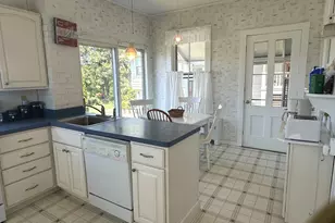 18 Prospect Hill Rd, Branford, CT 06405 - Photo 11