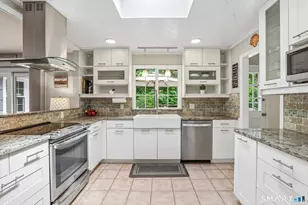 3 Linda Dr, Danbury, CT 06811 - Photo 11
