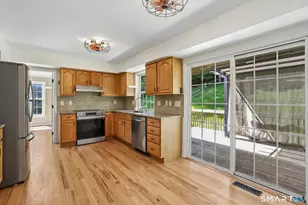 19 Candleview Dr, Sherman, CT 06784 - Photo 5
