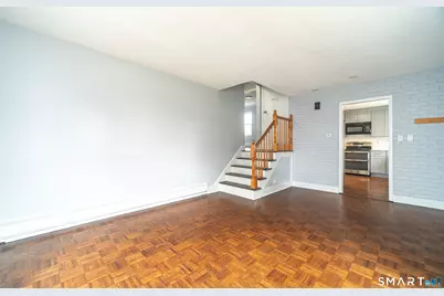 476 Ruth Street, Bridgeport, CT 06606 - Photo 9
