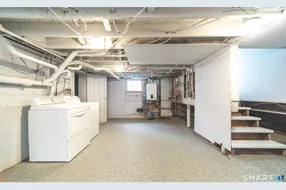 476 Ruth Street, Bridgeport, CT 06606 - Photo 27
