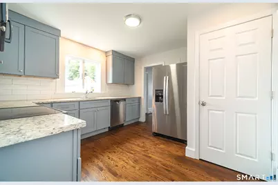 476 Ruth Street, Bridgeport, CT 06606 - Photo 7