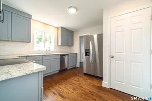 476 Ruth St, Bridgeport, CT 06606 - Photo 7